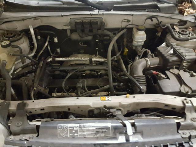 1FMYU02Z16KA73843 - 2006 FORD ESCAPE XLS TAN photo 7