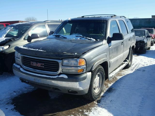 1GKEK13T01R208232 - 2001 GMC YUKON GRAY photo 2