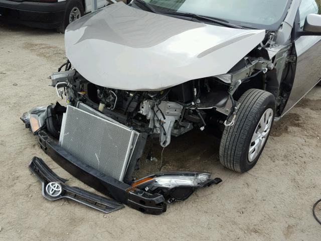 2T1BPRHE4FC312040 - 2015 TOYOTA COROLLA EC 棕色 照片 9