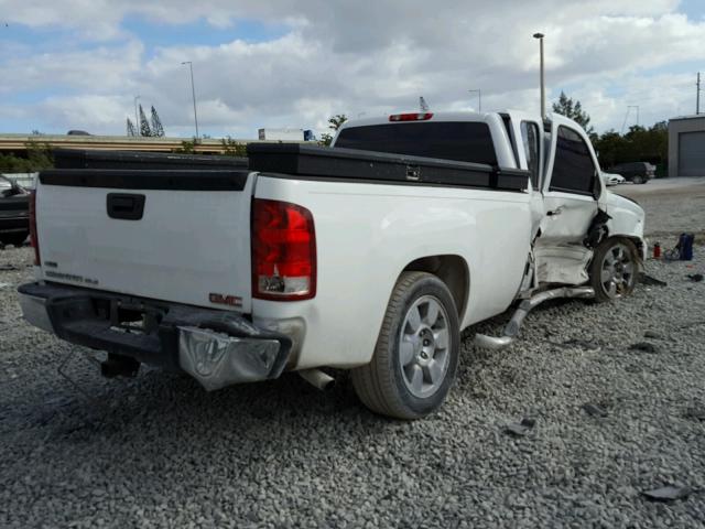 1GTR1VE01BZ172997 - 2011 GMC SIERRA C15 WHITE photo 4