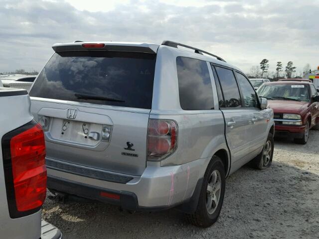 2HKYF18746H521551 - 2006 HONDA PILOT EX SILVER photo 4