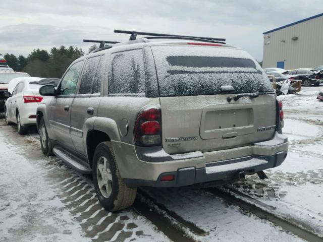 1GNDT13S532301102 - 2003 CHEVROLET TRAILBLAZE SILVER photo 3