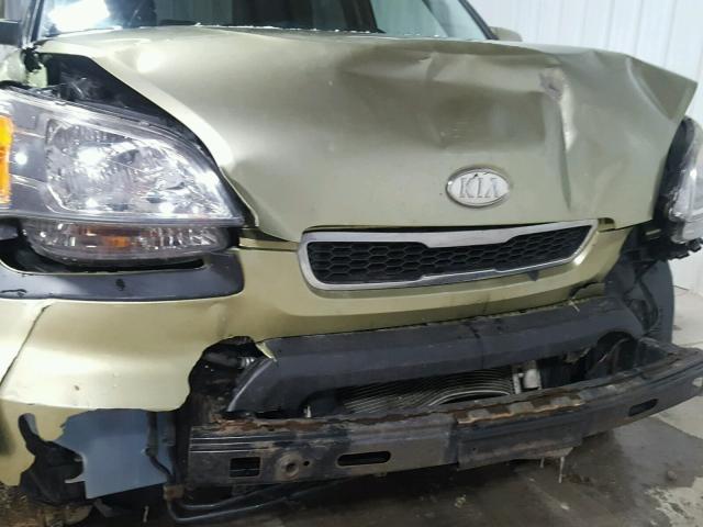 KNDJT2A26A7179869 - 2010 KIA SOUL + GREEN photo 9