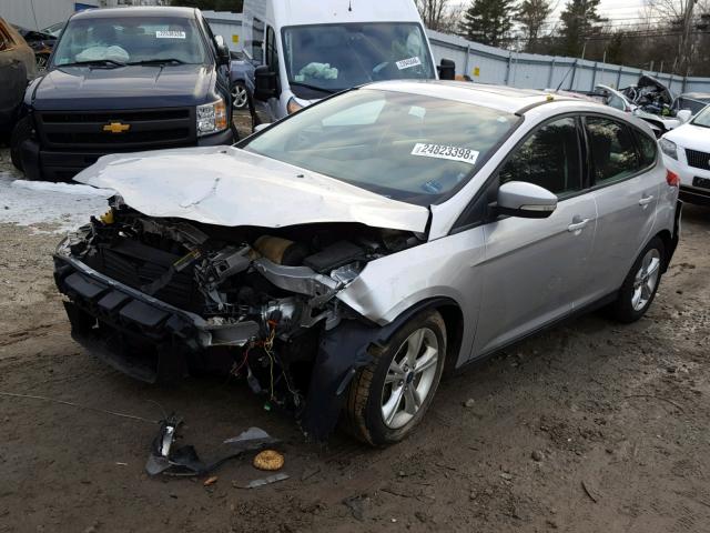 1FADP3K29DL145853 - 2013 FORD FOCUS SE SILVER photo 2