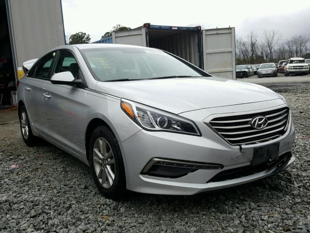 5NPE24AF2FH025049 - 2015 HYUNDAI SONATA SE SILVER photo 1