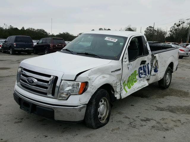 1FTNF1CF1CKD33925 - 2012 FORD F150 WHITE photo 2