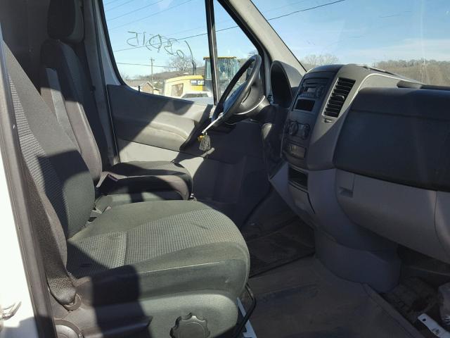 WD3PE8CC0C5673909 - 2012 MERCEDES-BENZ SPRINTER 2 WHITE photo 5