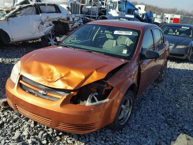 1G1AK55F077179322 - 2007 CHEVROLET COBALT LS ORANGE photo 2