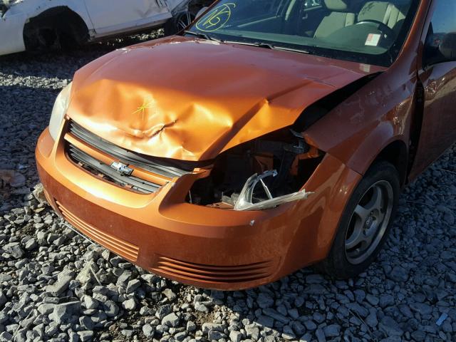 1G1AK55F077179322 - 2007 CHEVROLET COBALT LS ORANGE photo 9