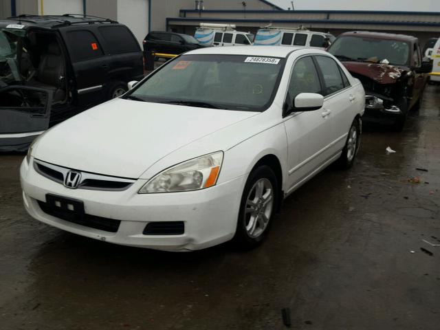 JHMCM56337C019049 - 2007 HONDA ACCORD SE WHITE photo 2