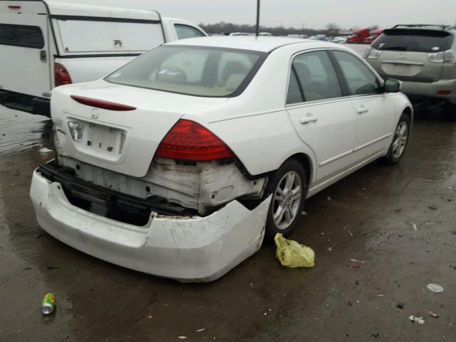 JHMCM56337C019049 - 2007 HONDA ACCORD SE WHITE photo 4