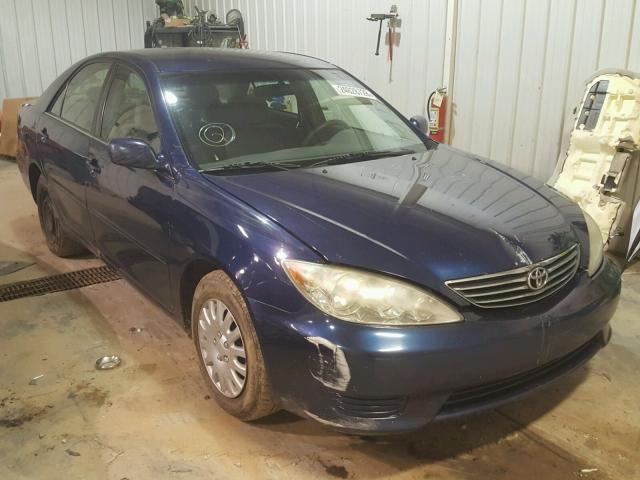 4T1BE30K85U045387 - 2005 TOYOTA CAMRY LE BLUE photo 1