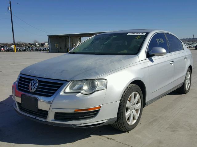 WVWAK93C36P063540 - 2006 VOLKSWAGEN PASSAT 2.0 SILVER photo 2