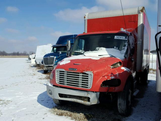 1FVACWDC87HY87883 - 2007 FREIGHTLINER M2 106 MED RED photo 2