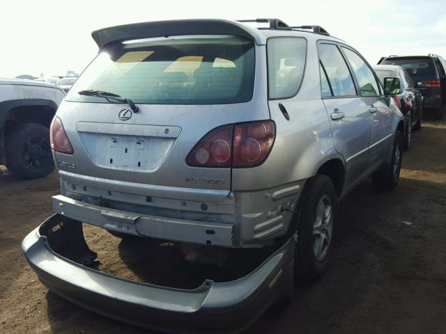 JT6HF10U8Y0138320 - 2000 LEXUS RX 300 SILVER photo 4