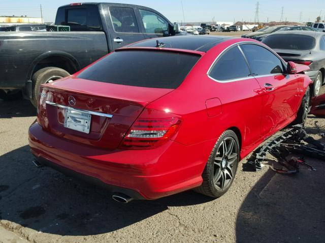 WDDGJ5HB1DF952691 - 2013 MERCEDES-BENZ C 350 RED photo 4