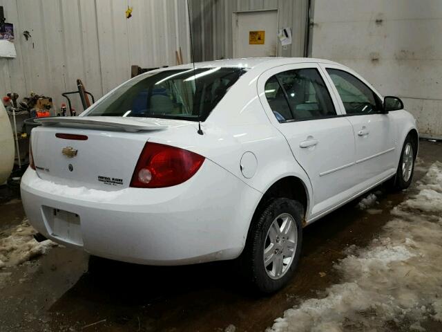 1G1AL54F457607601 - 2005 CHEVROLET COBALT LS WHITE photo 4