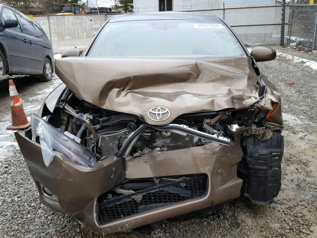 4T3BK3BB1BU046860 - 2011 TOYOTA VENZA BASE BROWN photo 9