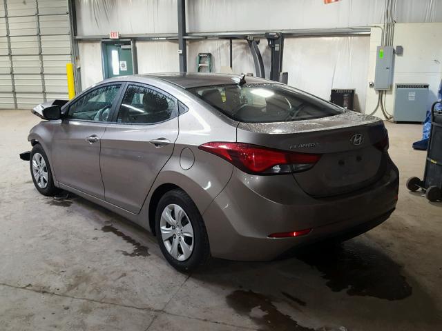 5NPDH4AE3GH739792 - 2016 HYUNDAI ELANTRA SE TAN photo 3