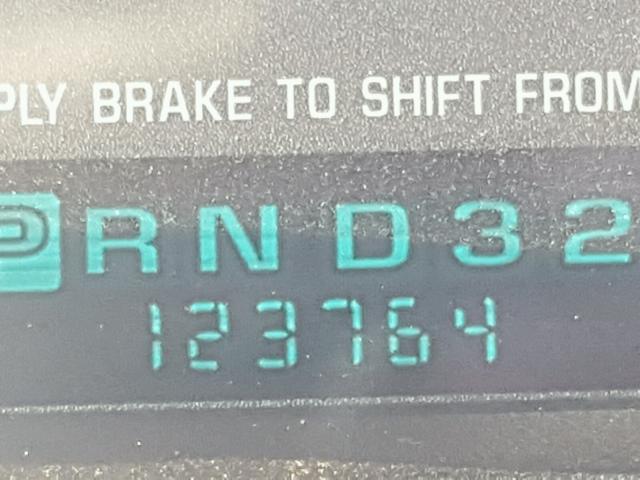 2G1WW12E959215504 - 2005 CHEVROLET MONTE CARL წითელი ფოტო 8