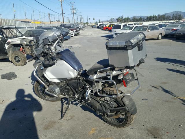 WB10A1200GZ665581 - 2016 BMW R1200 GS A BLUE photo 3