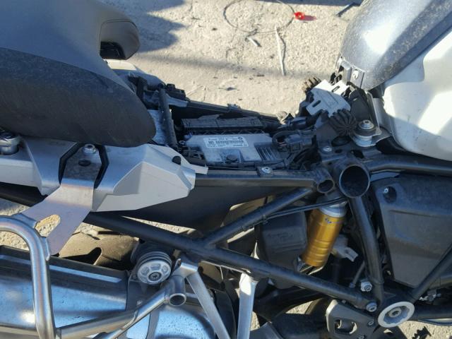 WB10A1200GZ665581 - 2016 BMW R1200 GS A BLUE photo 9