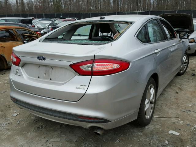 3FA6P0HR2DR292576 - 2013 FORD FUSION SE SILVER photo 4