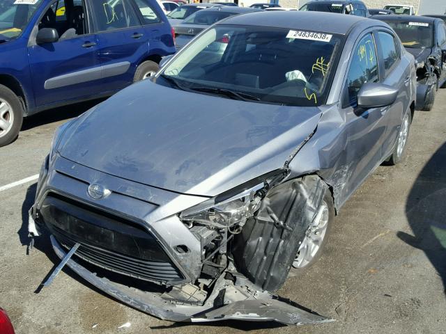 3MYDLBZV6GY109504 - 2016 TOYOTA SCION IA GRAY photo 2