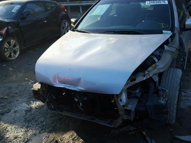 1HGCM56654A013497 - 2004 HONDA ACCORD EX SILVER photo 9