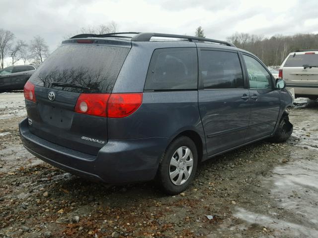 5TDZK23CX9S269572 - 2009 TOYOTA SIENNA CE BLUE photo 4