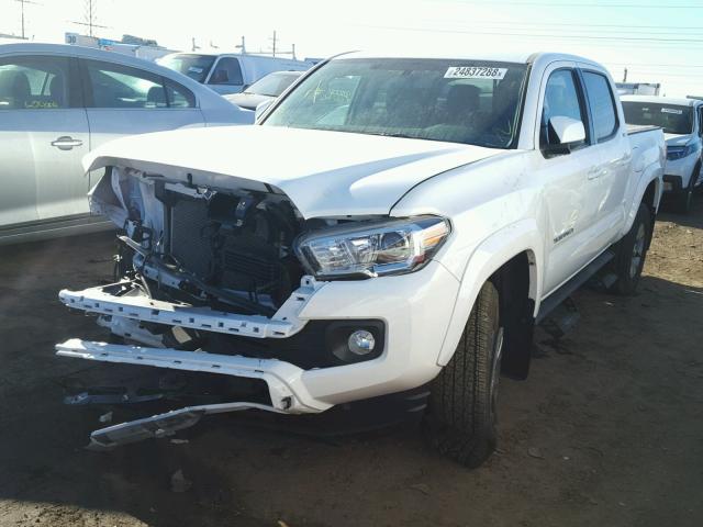 3TMCZ5AN7HM077466 - 2017 TOYOTA TACOMA DOU WHITE photo 2