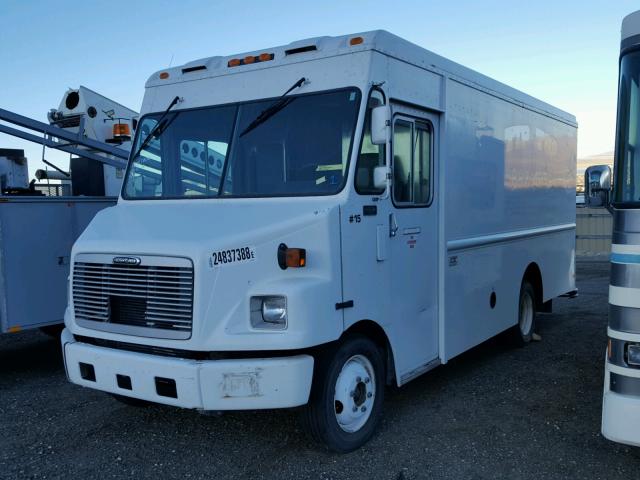 4UZA4FFDXXCB39081 - 1999 FREIGHTLINER CHASSIS M WHITE photo 2