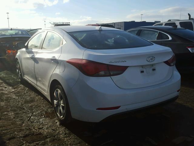 5NPDH4AE3GH753465 - 2016 HYUNDAI ELANTRA SE WHITE photo 3