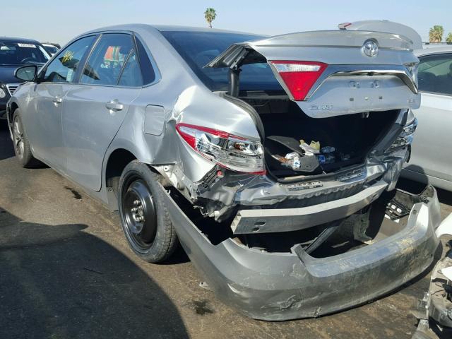 4T1BF1FK6FU043647 - 2015 TOYOTA CAMRY LE SILVER photo 3