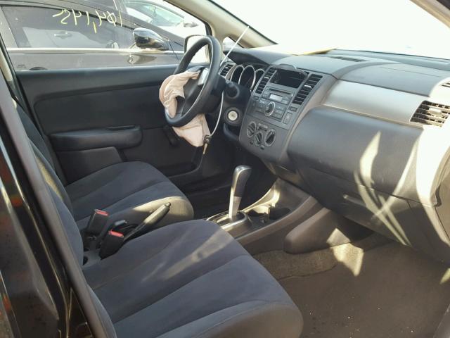 3N1BC13E99L479468 - 2009 NISSAN VERSA S BLACK photo 5