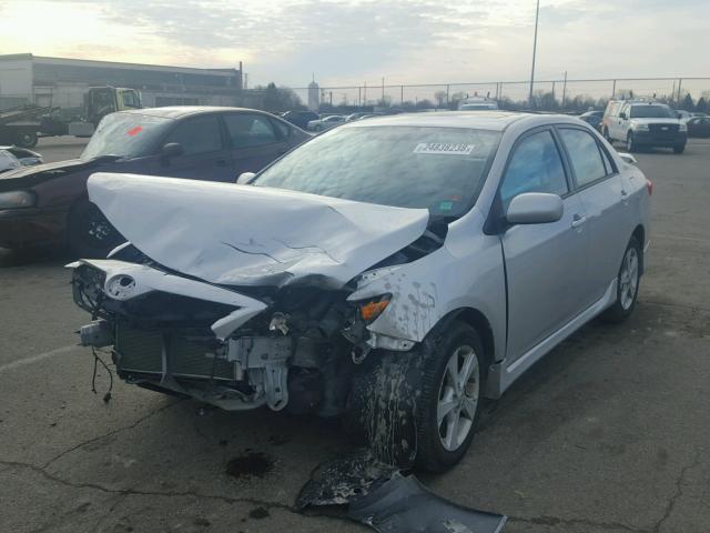 2T1BU4EE5BC633899 - 2011 TOYOTA COROLLA BA SILVER photo 2