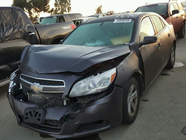 1G11C5SA0DF310904 - 2013 CHEVROLET MALIBU 1LT GRAY photo 2