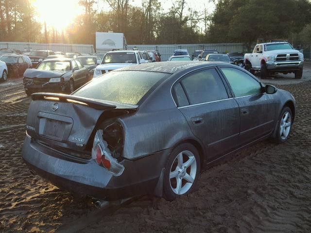 1N4BL11D85C117036 - 2005 NISSAN ALTIMA SE GRAY photo 4