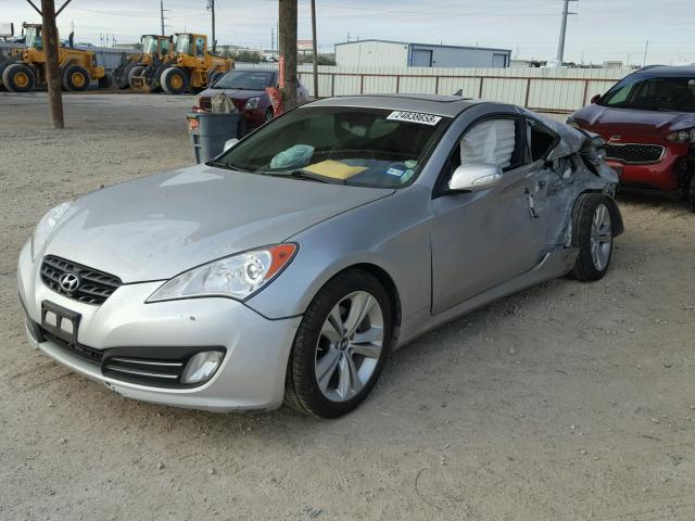 KMHHU6KH7BU055758 - 2011 HYUNDAI GENESIS CO SILVER photo 2