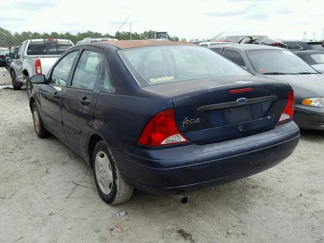 1FAFP33P03W118962 - 2003 FORD FOCUS LX BLUE photo 3