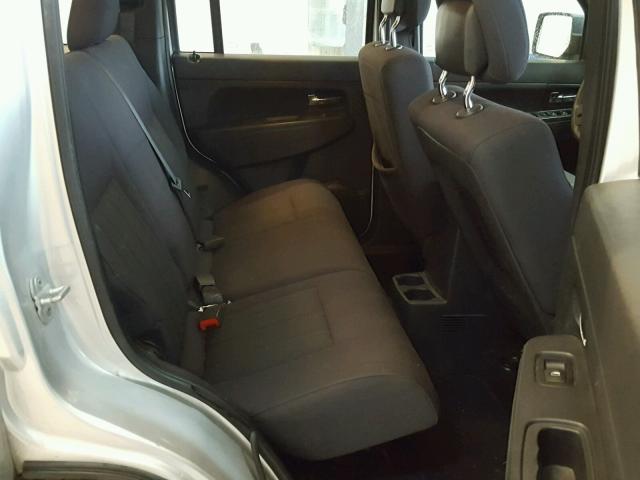 1J4PP2GK3BW518319 - 2011 JEEP LIBERTY SP SILVER photo 6