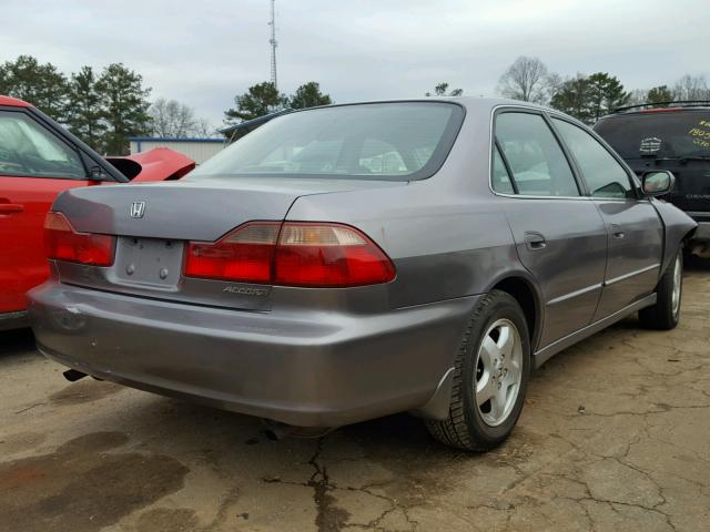 1HGCG1655YA037893 - 2000 HONDA ACCORD EX SILVER photo 4