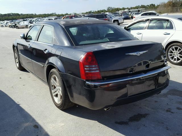 2C3JA63H65H169291 - 2005 CHRYSLER 300C BLACK photo 3