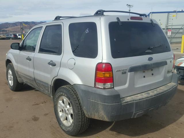 1FMYU93166KD35904 - 2006 FORD ESCAPE XLT SILVER photo 3