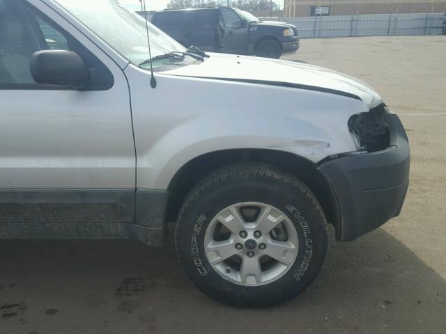 1FMYU93166KD35904 - 2006 FORD ESCAPE XLT SILVER photo 9