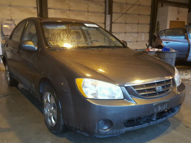 KNAFE121045031262 - 2004 KIA NEW SPECTR GRAY photo 1