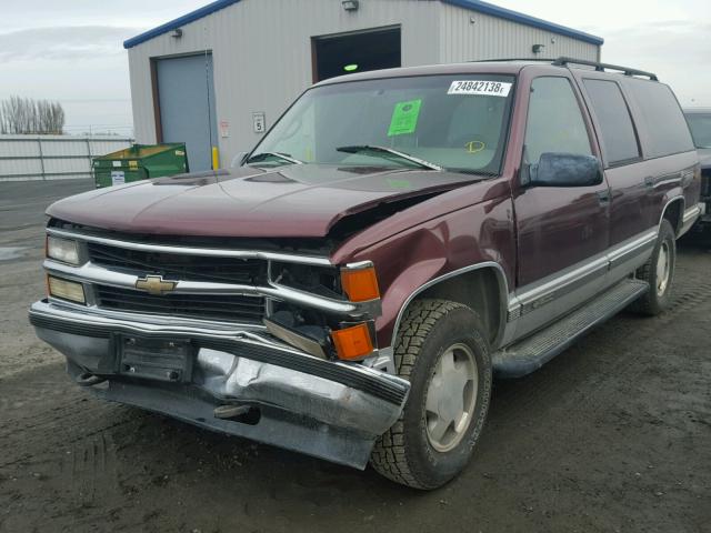 1GNFK16R3TJ382823 - 1996 CHEVROLET SUBURBAN K MAROON photo 2