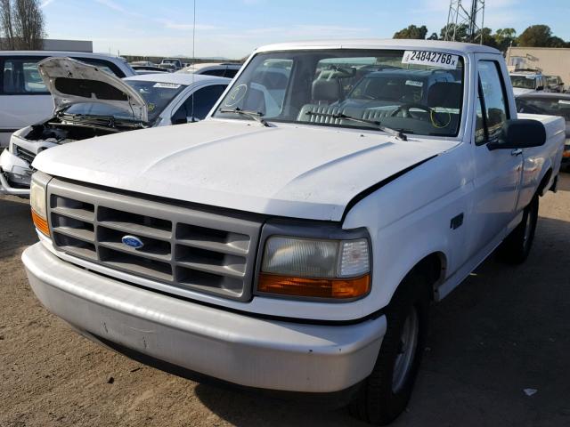 2FTDF15Y4RCA31259 - 1994 FORD F150 WHITE photo 2