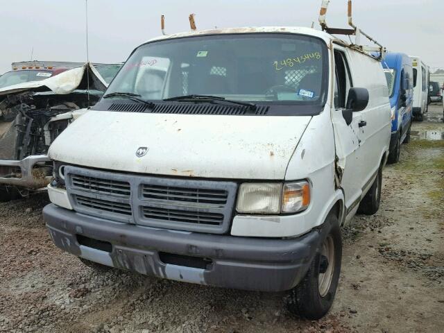 2B7HB11X9VK531492 - 1997 DODGE RAM VAN B1 WHITE photo 2