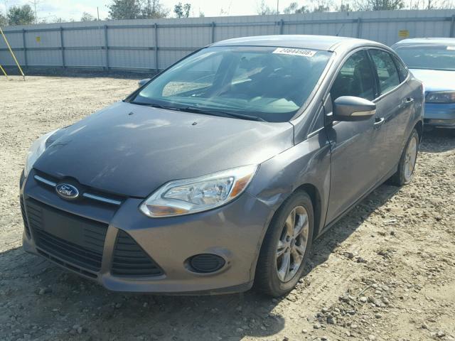 1FADP3F27DL267184 - 2013 FORD FOCUS SE GRAY photo 2